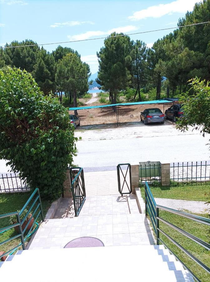 Dimitra Apartments Keramotí Exterior foto